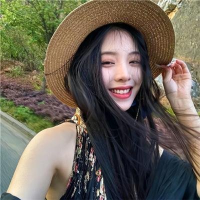 葛洛莉亚·贝尔